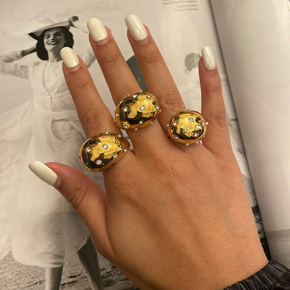 Chunky gold rings